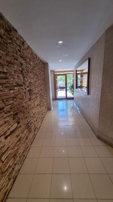Piso En El Centro Con Vistas Al Mar Y Balcon Apartment Росес Екстериор снимка