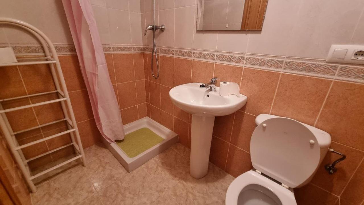 Piso En El Centro Con Vistas Al Mar Y Balcon Apartment Росес Екстериор снимка