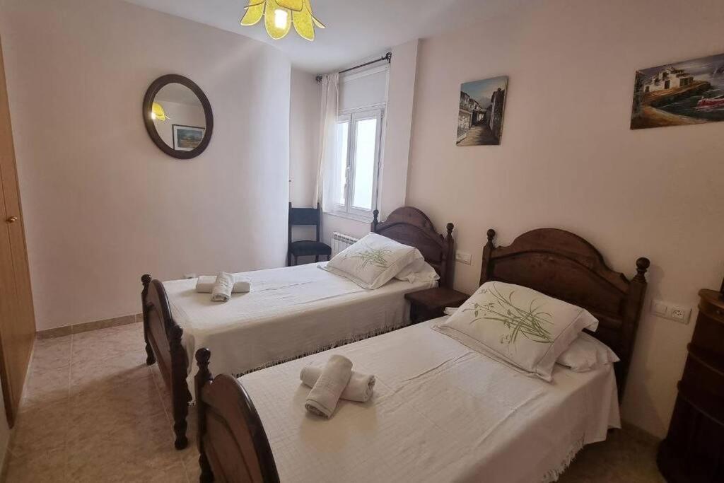 Piso En El Centro Con Vistas Al Mar Y Balcon Apartment Росес Екстериор снимка