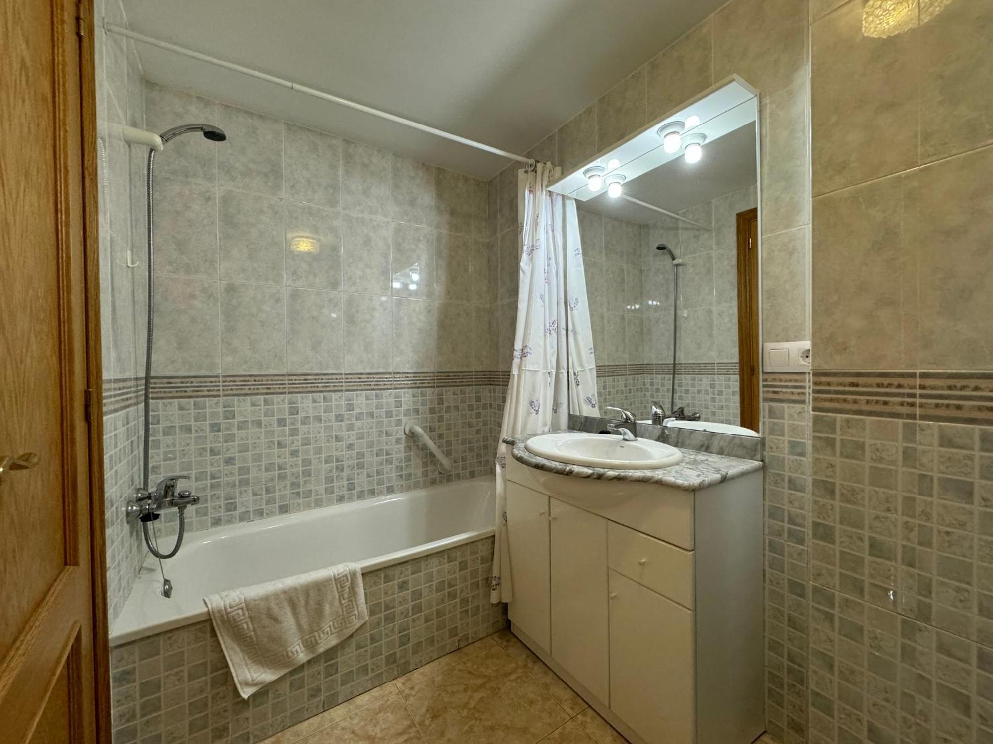Piso En El Centro Con Vistas Al Mar Y Balcon Apartment Росес Екстериор снимка