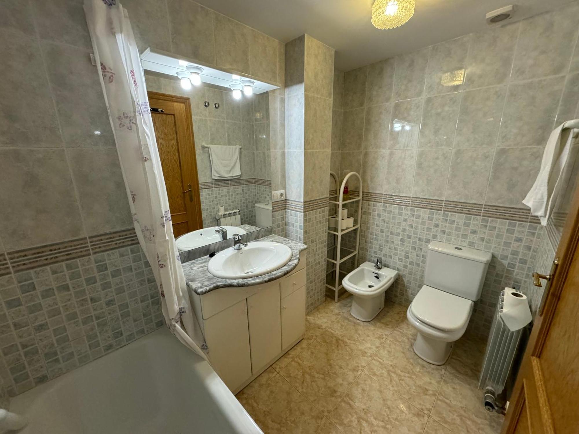 Piso En El Centro Con Vistas Al Mar Y Balcon Apartment Росес Екстериор снимка
