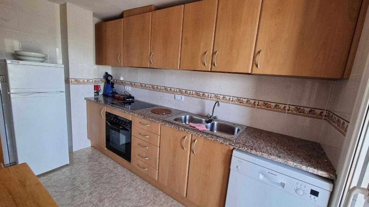 Piso En El Centro Con Vistas Al Mar Y Balcon Apartment Росес Екстериор снимка